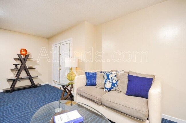 Photo - 3595 Woodbriar Cir