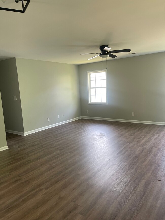 3223 Summit Ave Unit A