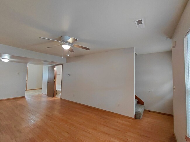 Photo - 20333 Skyview