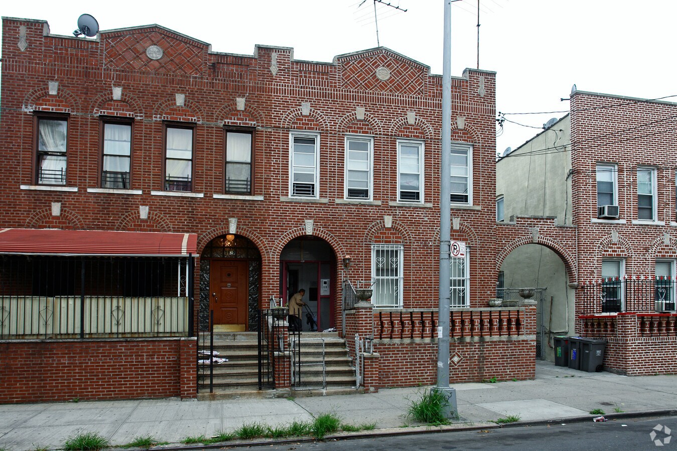 1129 Manor Ave Apartments For Rent in Bronx, NY