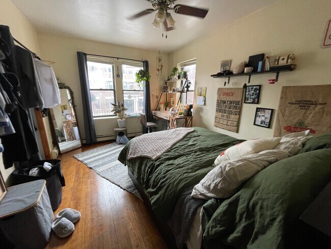 Building Photo - 46 Park Vale Ave Unit 3