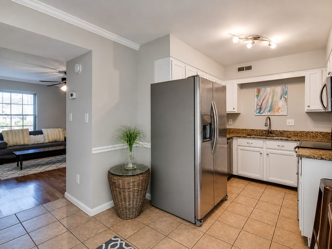 Photo - 121 Ellington Pl