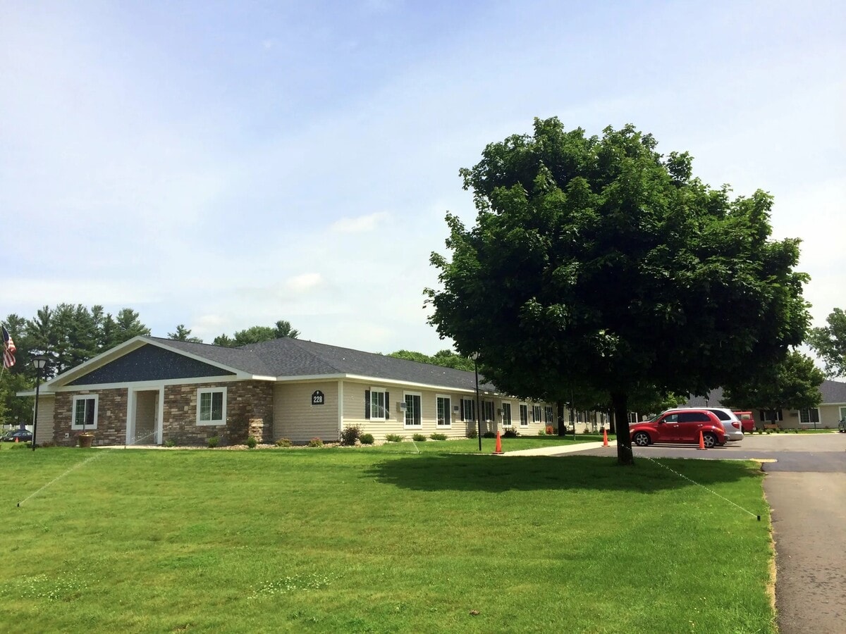 Photo - 228 Dewitt Ave