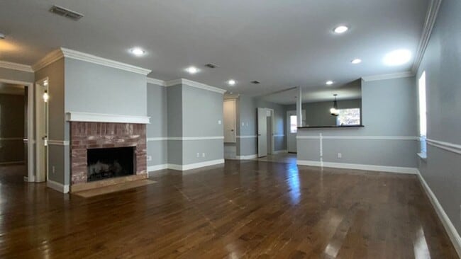 Photo - PROPERTY WON'T LAST LONG!! CALL US TODAY!!