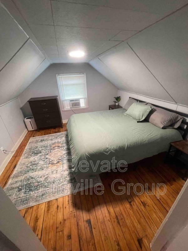 Photo - 3320 Oleanda Ave