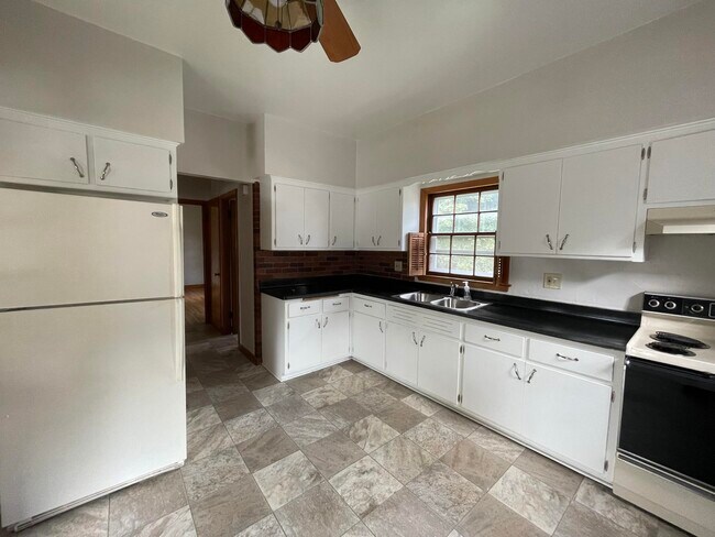 Photo - 3958 E Plankinton Ave