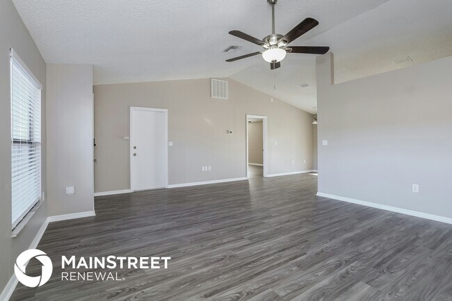 Photo - 3020 Pineridge Cir