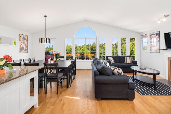 Photo - 1612 26th Ave