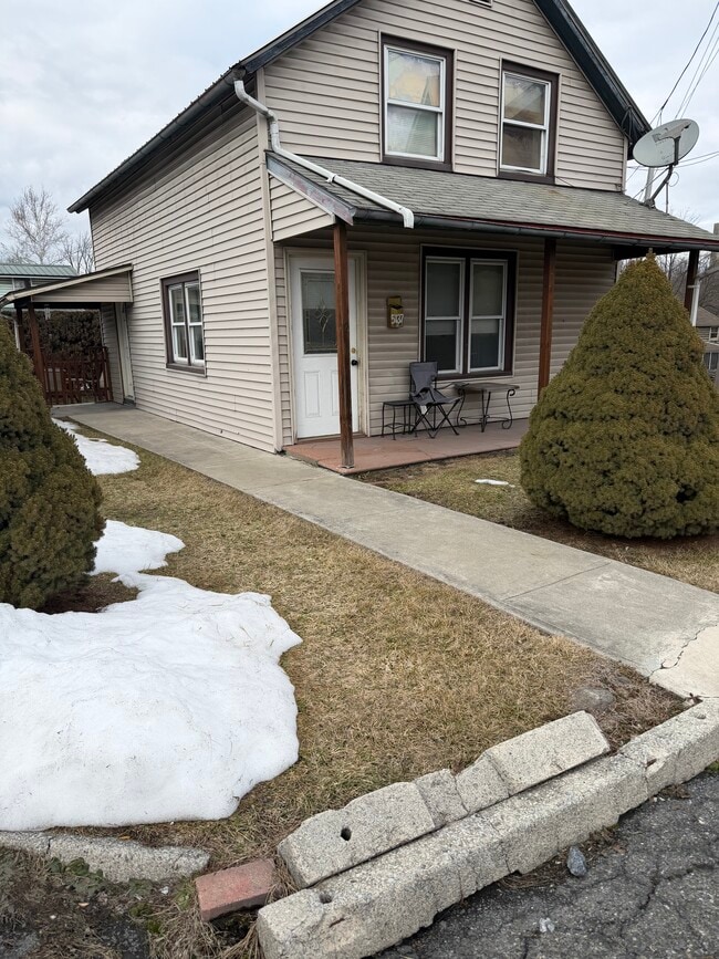 Home - 5137 Main St