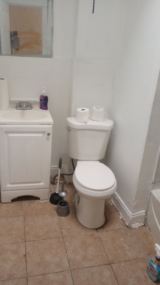 Photo - 21xx Gould St