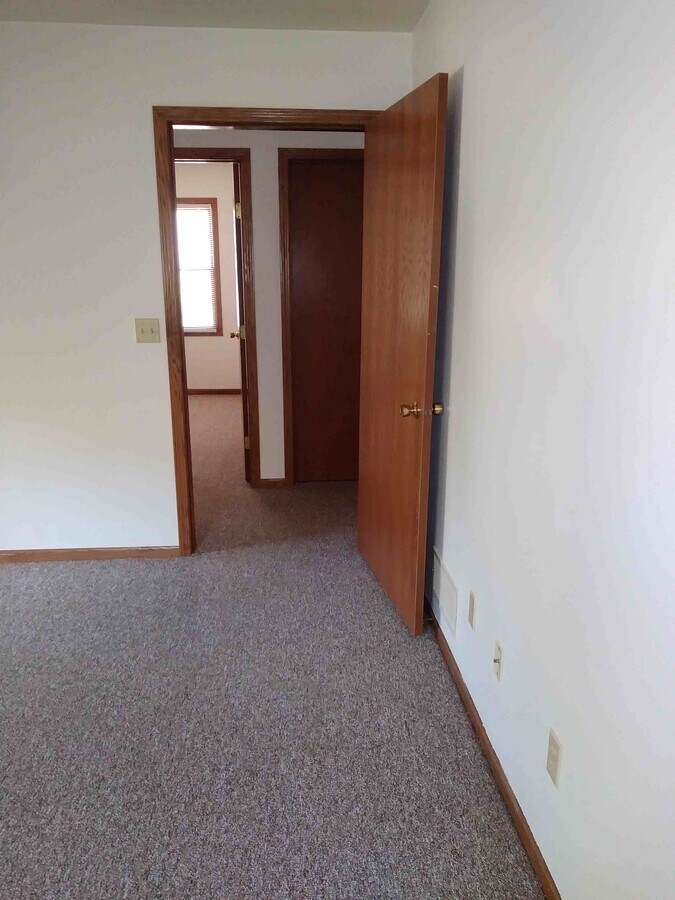 Photo - 612 Elk St Unit 5