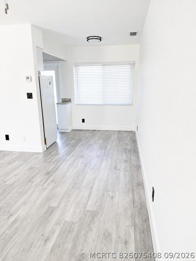 Photo - 2847 NE 30th St Unit 2847