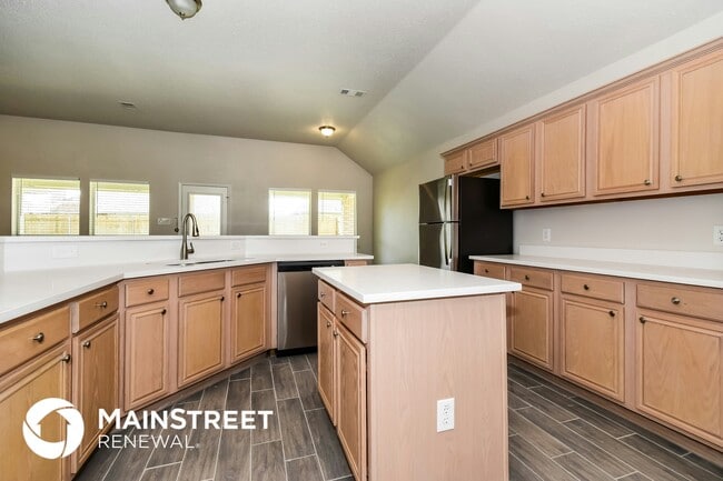 Photo - 221 Dartmouth Dr