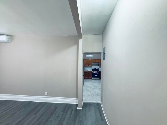 2832 Marion Ave Unit 1
