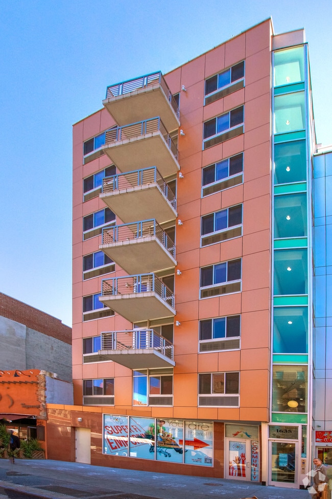 Primary Photo - Lexington Hill Condominiums