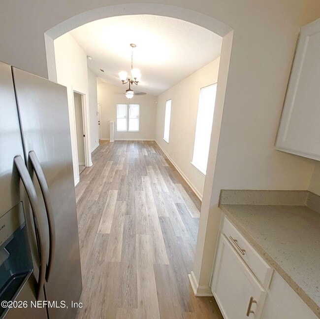 Photo - 1358 Prince St