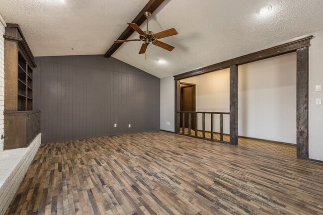 Photo - 3112 S Rankin St