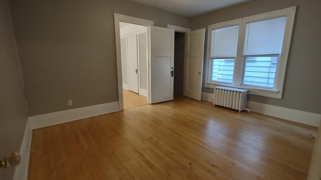 Photo - 3038 N Farwell Ave