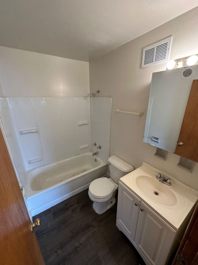 Building Photo - 7731 W Hampton Ave. (8 Unit) Rental