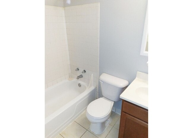Photo - 3033 Clifton Ave Unit 3033-11