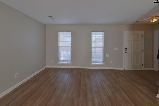 Photo - 163 Brooksong Dr