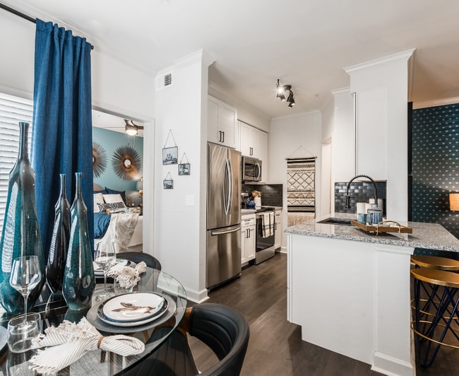 Photo - 8150 Willancy Ln Unidad 170.45