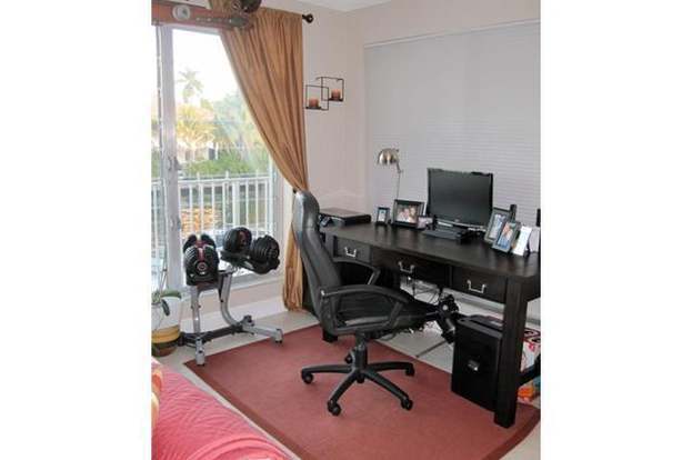 Photo - 180 Isle of Venice Dr