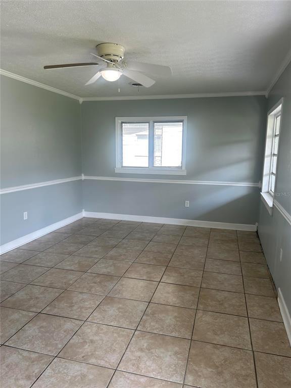 Photo - 1506 18th St W