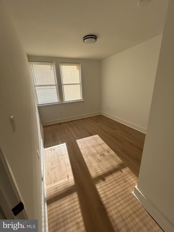 Photo - 1230 Penn St NE