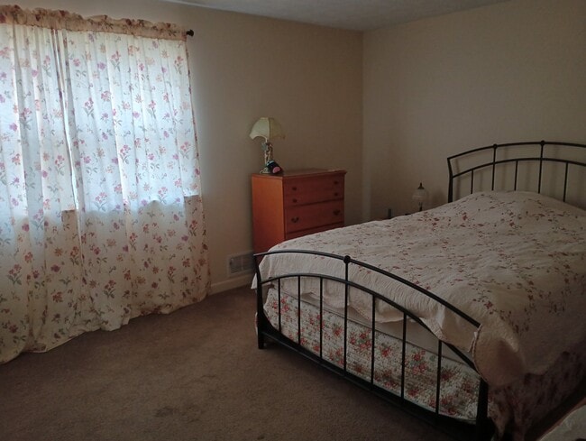 Photo - 21 Teakwood Ln