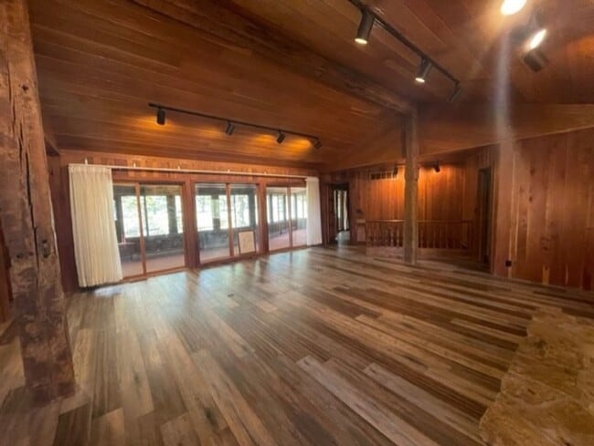 Must See House on Harrison Hills Golf Course!!