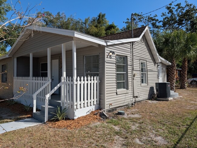 Photo - 6201 N 38th St