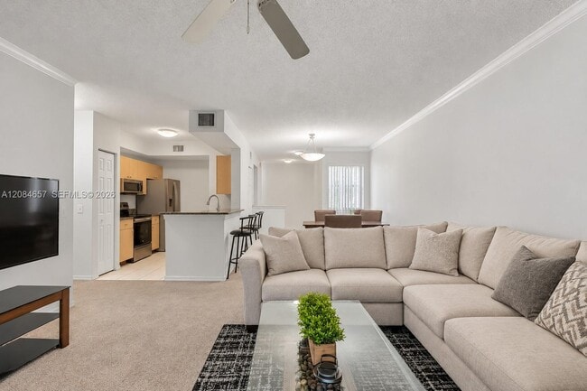 2474 Centergate Dr
