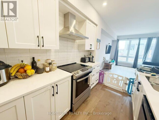 Photo - 236 Sheaf Row