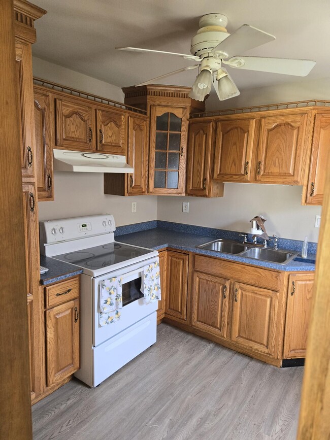 Photo - 25517 Yale St