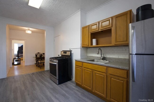 Photo - 60-89 54th St Unit 2nd FL