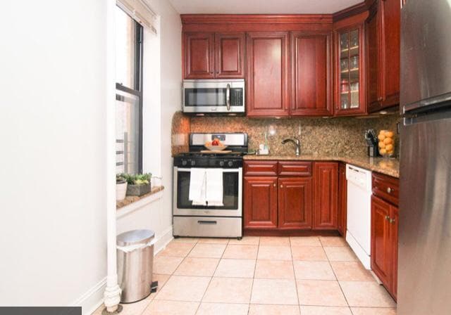 Building Photo - 83-52 Talbot St Unit 5H Rental