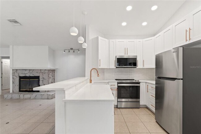 Photo - 7124 72nd St N