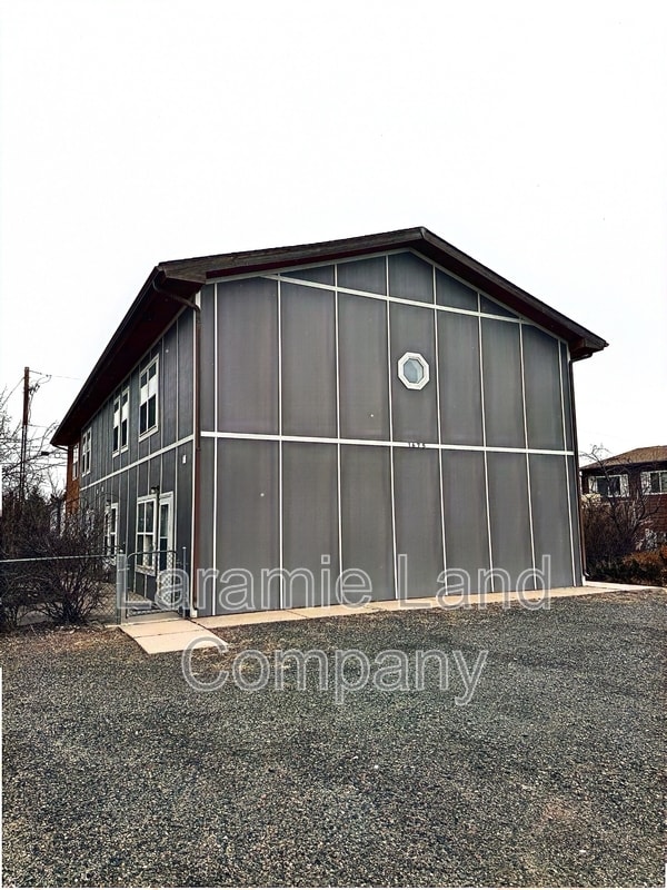 Building Photo - 1675 N 6th St Unit 2