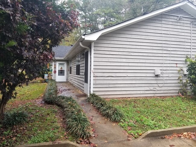 1330 White Oak Dr