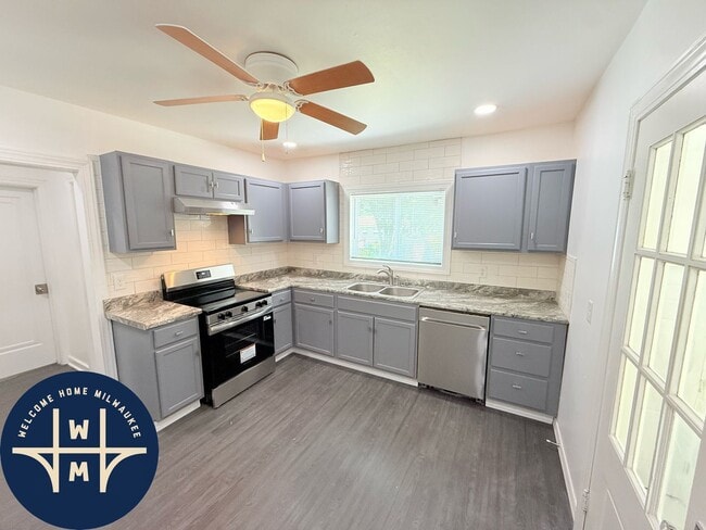 Photo - 5256 N 51st Blvd