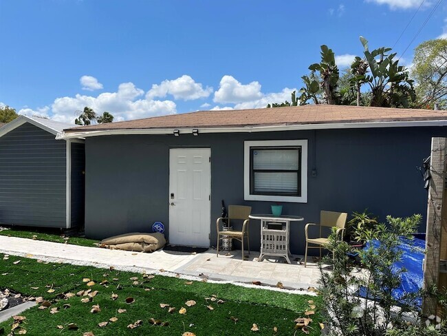Building Photo - 915 36th St Rental