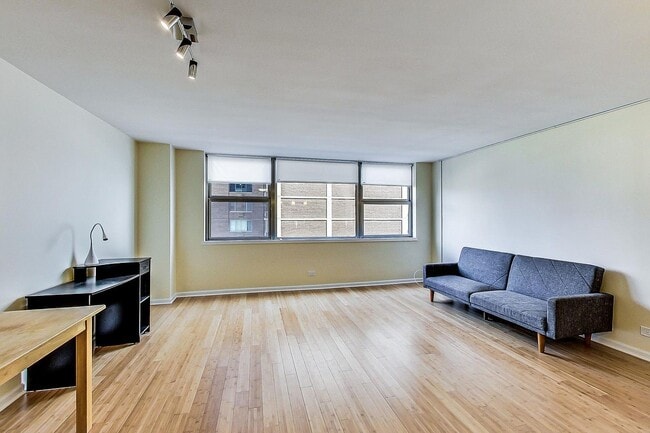 Photo - 6301 N Sheridan Rd Unit 7C