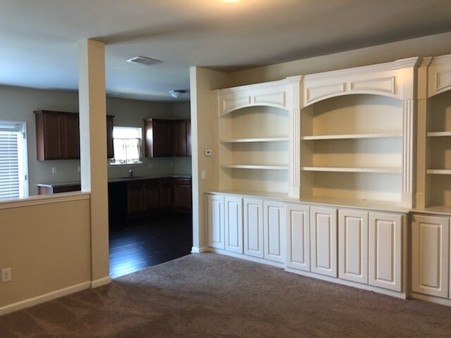 Photo - NEW PRICE Lovely Townhome Near Cobb Pkwy and Historic Kennesaw!