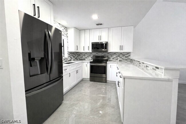 Photo - 3767 Golden Gate Blvd E