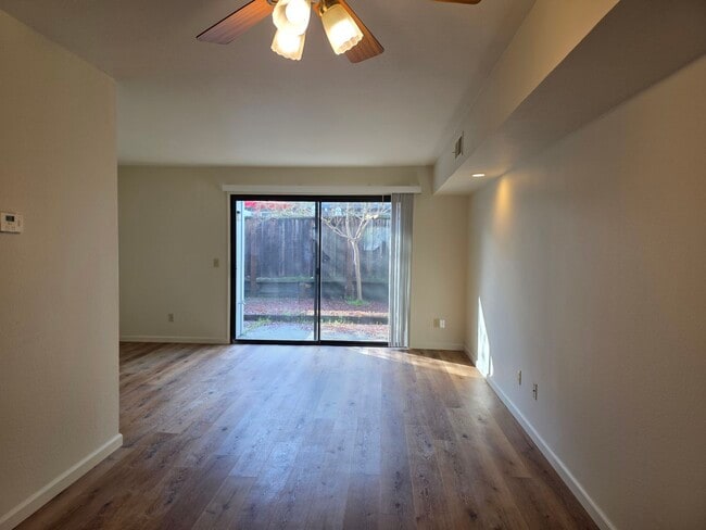 Photo - 121 Elbridge Ave