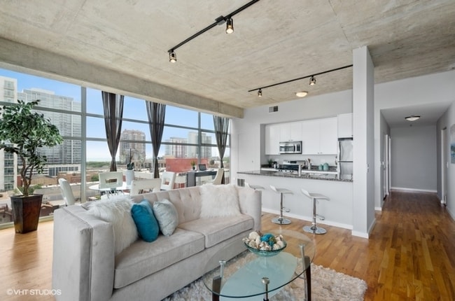 Photo - 1620 S Michigan Ave Unit 905