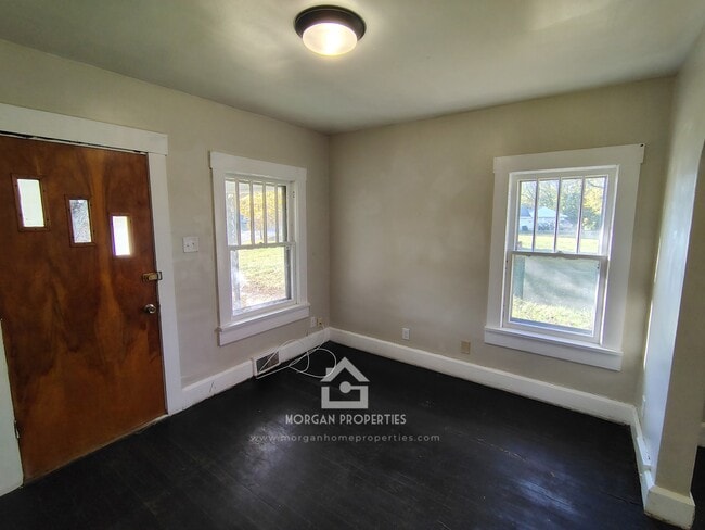 Photo - 1214 E 18th St