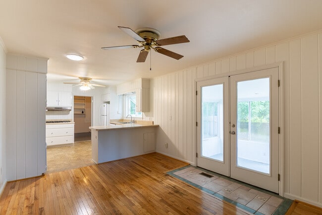 Photo - 3003 Stratford Dr