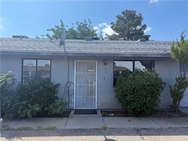 Building Photo - 3551 N Verdugo Rd Rental